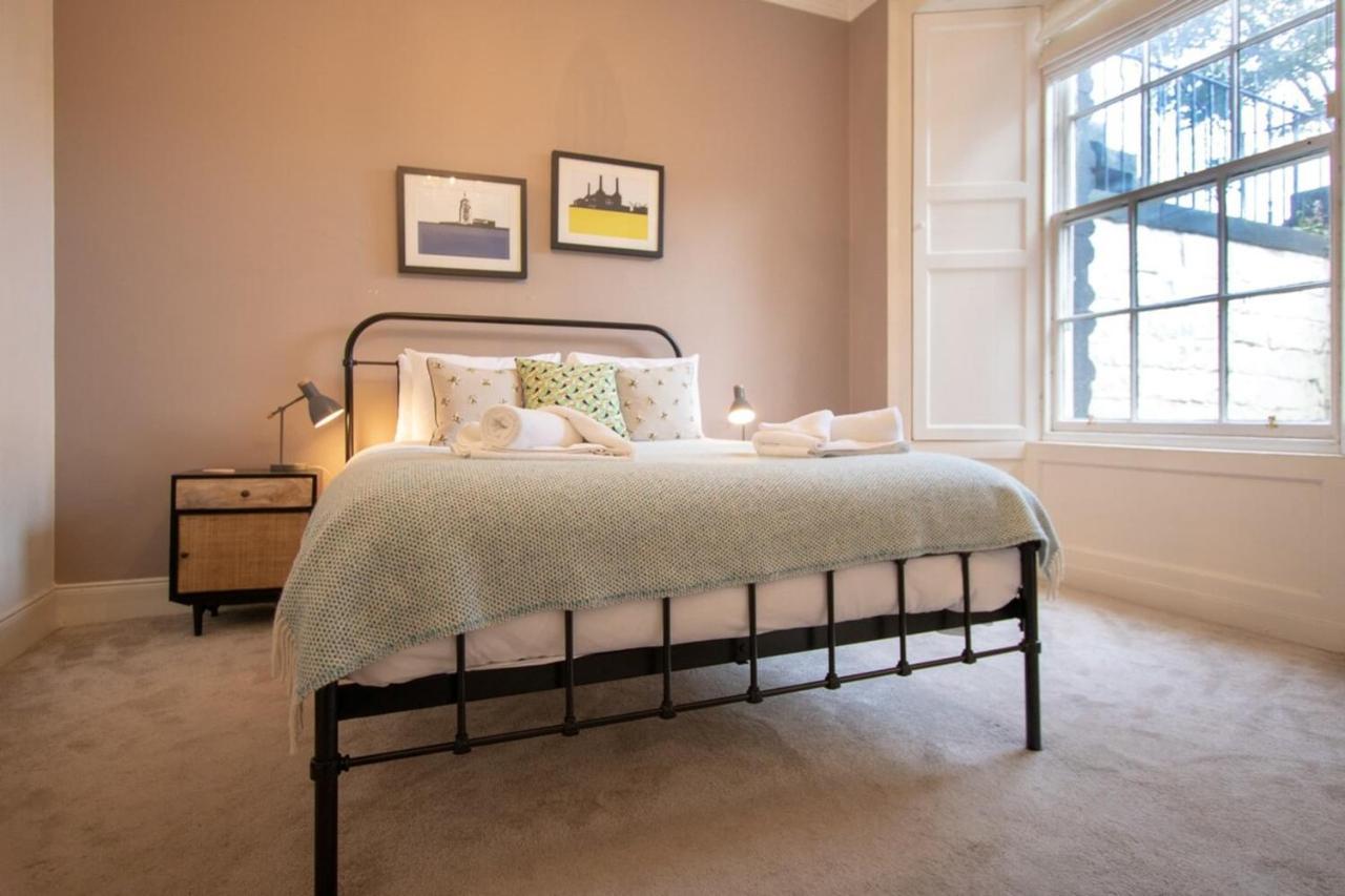 Beautifully Modernised New Town Home إدنبرة المظهر الخارجي الصورة
